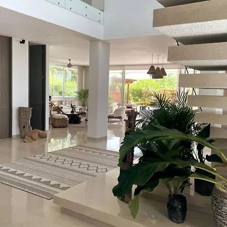 Casa Siam Playa Privada, Piscina, Jacuzzi, Sauna, Condominio Lujoso. * Cartagena